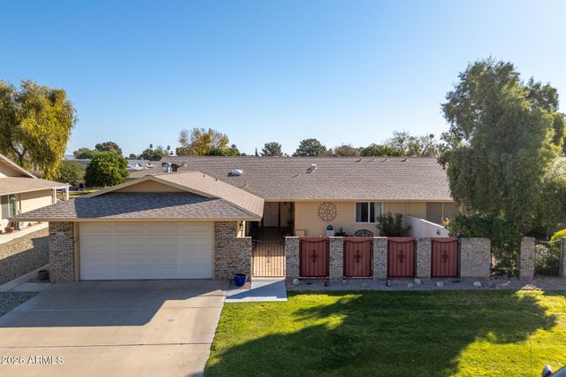 19221 N SOMBRERO Circle, Sun City, AZ 85373