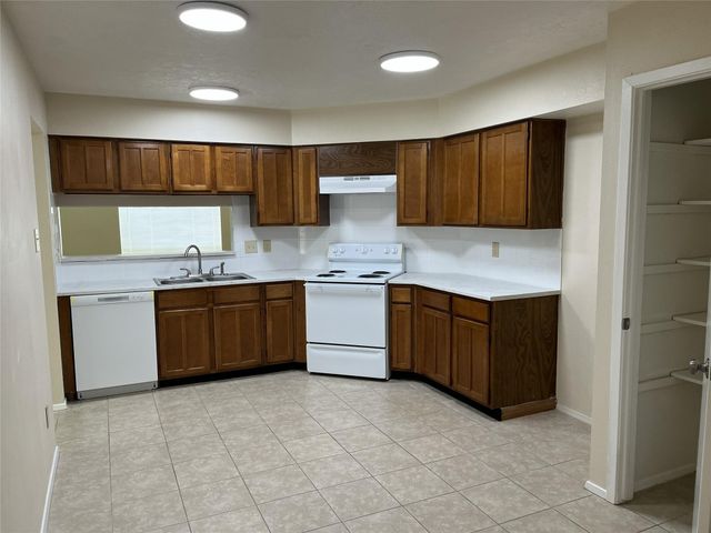 21310 Bridgepoint Lane, Spring, TX 77388