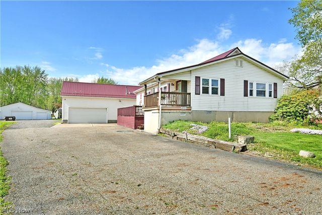 4995 Parkman Road NW, Warren, OH 44481