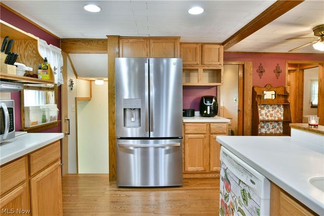 4995 Parkman Road NW, Warren, OH 44481