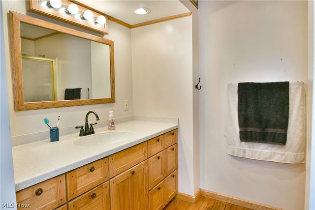 4995 Parkman Road NW, Warren, OH 44481