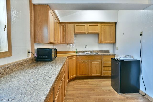 4995 Parkman Road NW, Warren, OH 44481