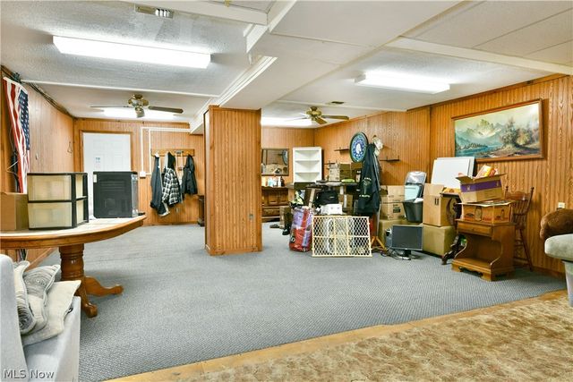 4995 Parkman Road NW, Warren, OH 44481