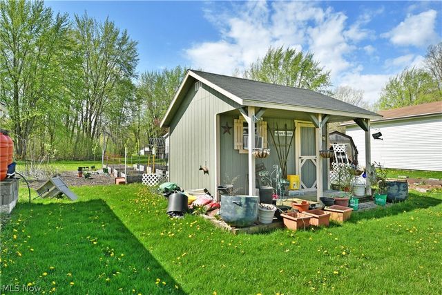 4995 Parkman Road NW, Warren, OH 44481