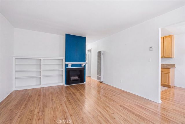 206 Portland Avenue, Huntington Beach, CA 92648
