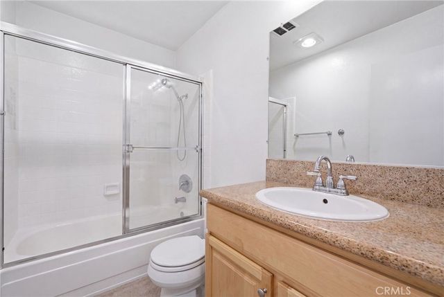 206 Portland Avenue, Huntington Beach, CA 92648