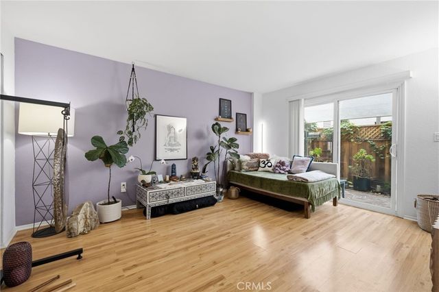 206 Portland Avenue, Huntington Beach, CA 92648