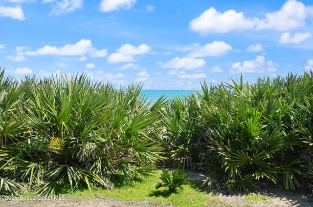 1923 Jimmy Buffett Memorial Highway C-3, Indian Harbour Beach, FL 32937