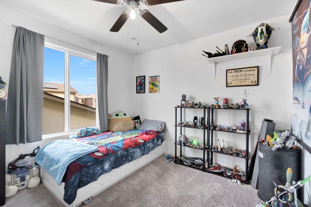 Image 26 of property listing at 3948 Wrenwood Avenue, Clovis, CA 93619