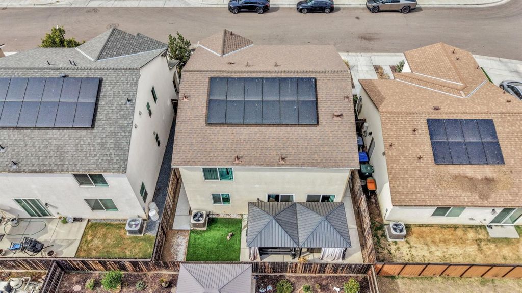 Image 36 of property listing at 3948 Wrenwood Avenue, Clovis, CA 93619
