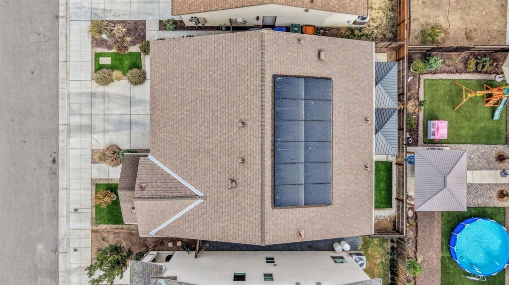 Image 38 of property listing at 3948 Wrenwood Avenue, Clovis, CA 93619