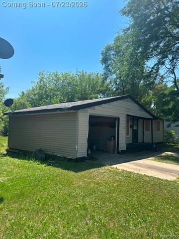 1201 Oleander Drive, Mount Morris, MI 48458