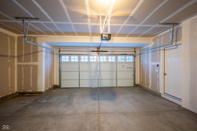 7294 Broadview Lane, Mccordsville, IN 46055