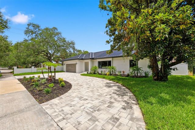 2823 W MORRISON AVENUE, Tampa, FL 33629