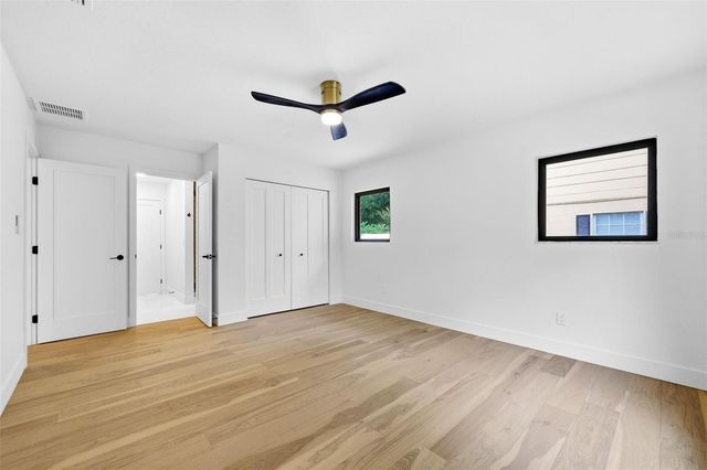2823 W MORRISON AVENUE, Tampa, FL 33629