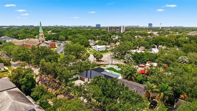 2823 W MORRISON AVENUE, Tampa, FL 33629