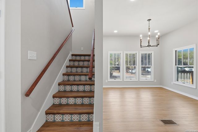 608 Labor, San Antonio, TX 78210