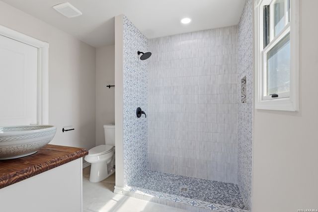 608 Labor, San Antonio, TX 78210