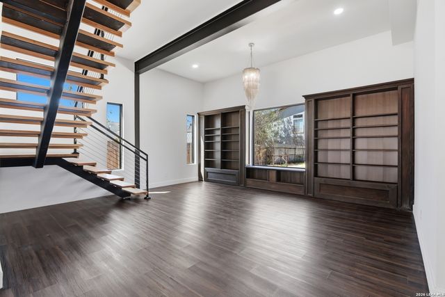 608 Labor, San Antonio, TX 78210