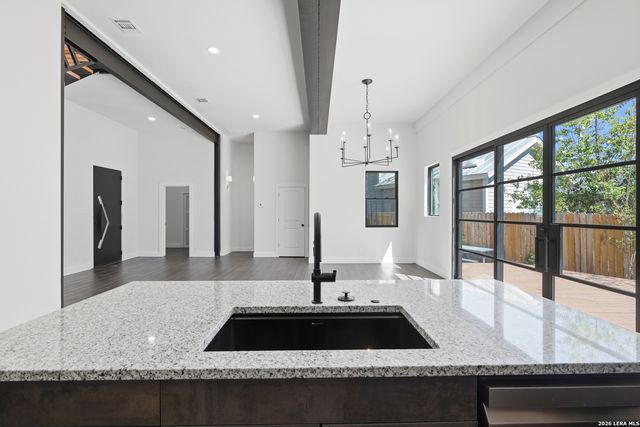 608 Labor, San Antonio, TX 78210