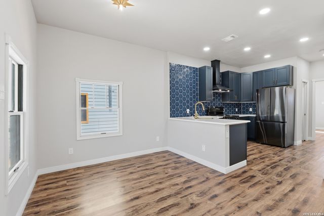 608 Labor, San Antonio, TX 78210