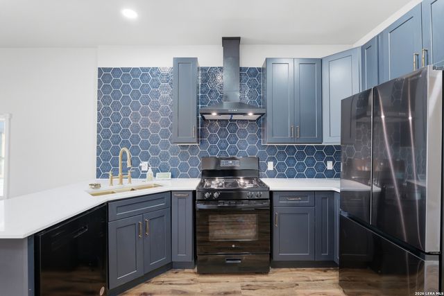 608 Labor, San Antonio, TX 78210