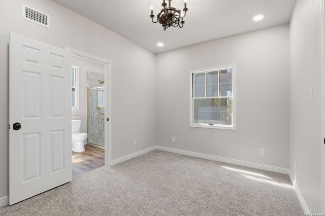 608 Labor, San Antonio, TX 78210