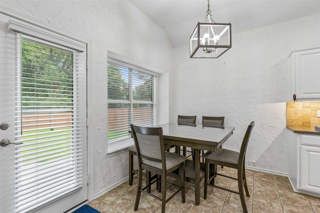 2017 Kenny Court, Lewisville, TX 75067