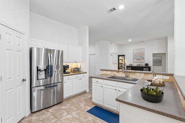 2017 Kenny Court, Lewisville, TX 75067