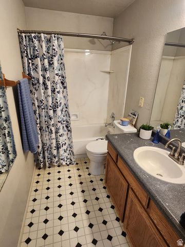 6043 W PARKHAM WAY, Kearns, UT 84118