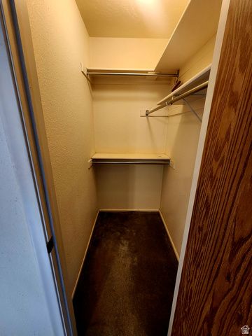 6043 W PARKHAM WAY, Kearns, UT 84118