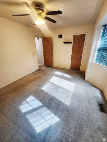 6043 W PARKHAM WAY, Kearns, UT 84118