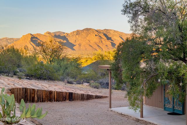 4661 N Camino De Oeste, Tucson, AZ 85745