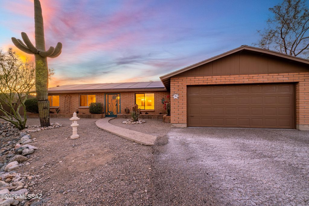 4661 N Camino De Oeste, Tucson, AZ 85745