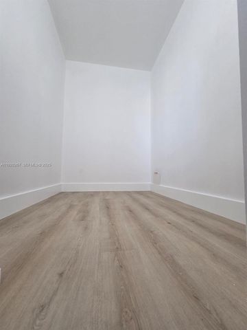 10023 Winding Lake Rd 104, Sunrise, FL 33351