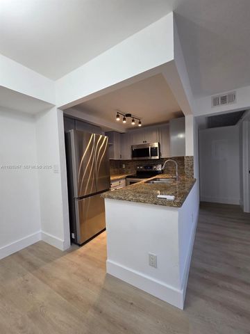 10023 Winding Lake Rd 104, Sunrise, FL 33351