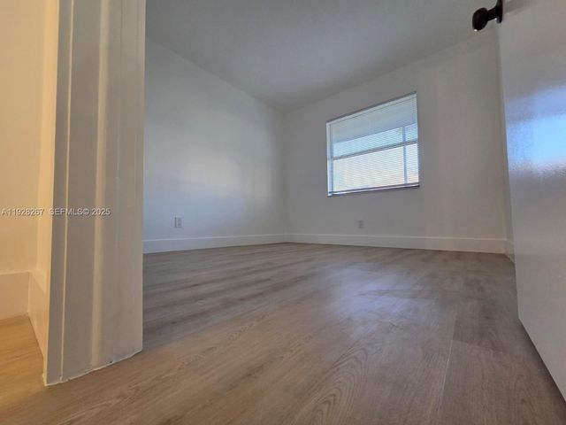 10023 Winding Lake Rd 104, Sunrise, FL 33351