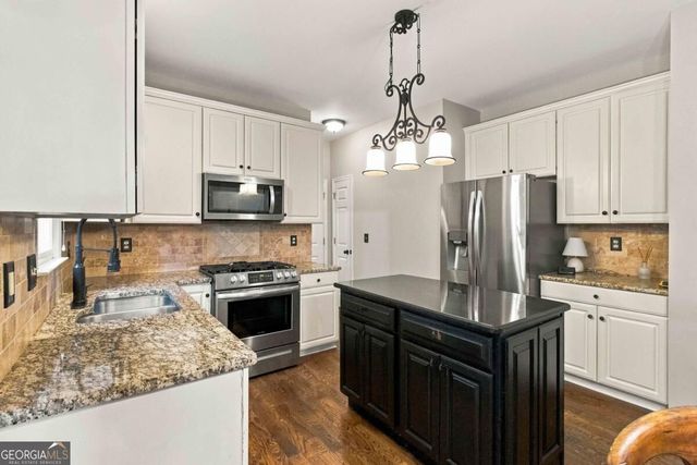 5880 The Twelfth Fairway, Suwanee, GA 30024