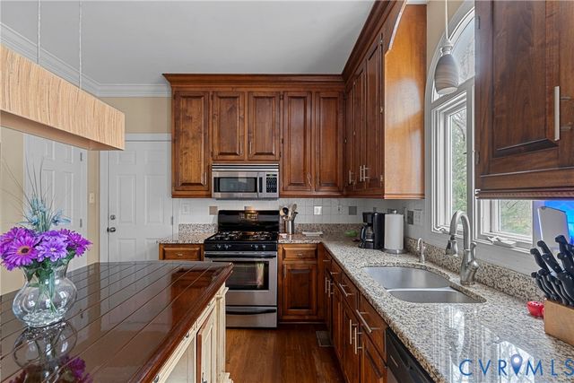 8605 Old Brompton Rd, Chesterfield, VA 23832