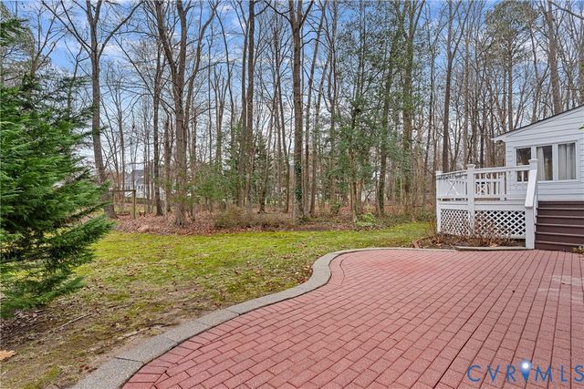 8605 Old Brompton Rd, Chesterfield, VA 23832