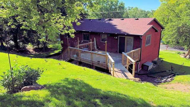 338 South Street, Deforest, WI 53532