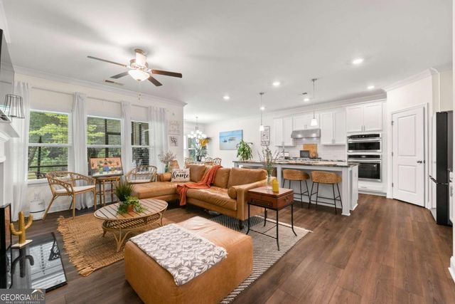 430 Plainfield Street, Fayetteville, GA 30215