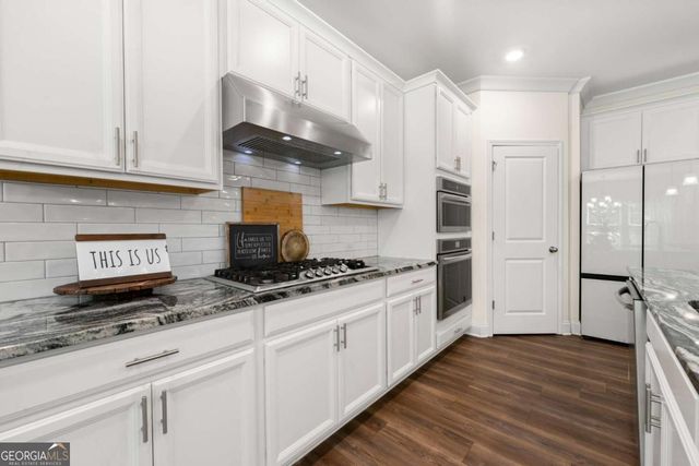 430 Plainfield Street, Fayetteville, GA 30215