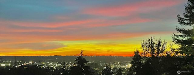 21211 95th Court S, Kent, WA 98031