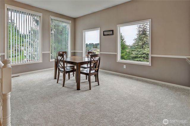 21211 95th Court S, Kent, WA 98031