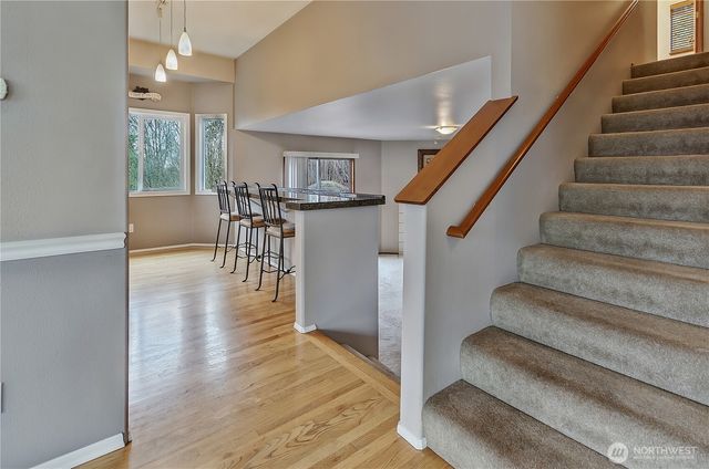 21211 95th Court S, Kent, WA 98031