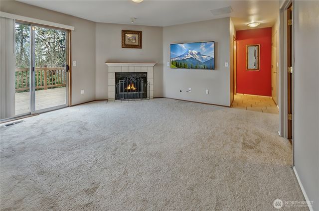 21211 95th Court S, Kent, WA 98031