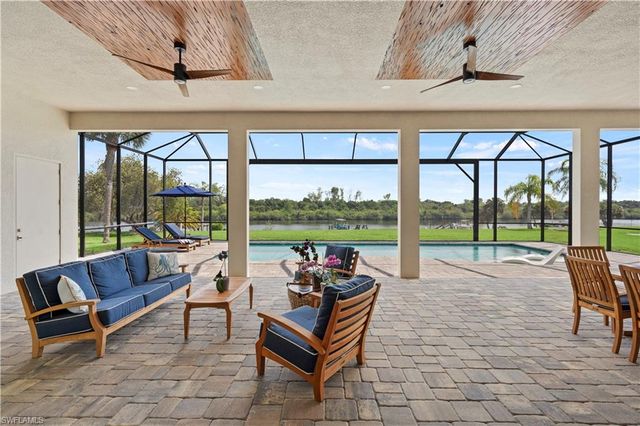 1311 Riverbend DR, Labelle, FL 33935