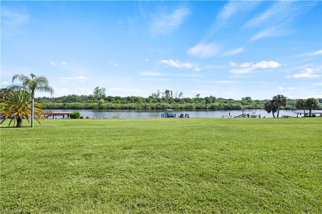 1311 Riverbend DR, Labelle, FL 33935