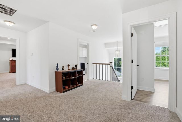 9 WALNUT WAY, Langhorne, PA 19047